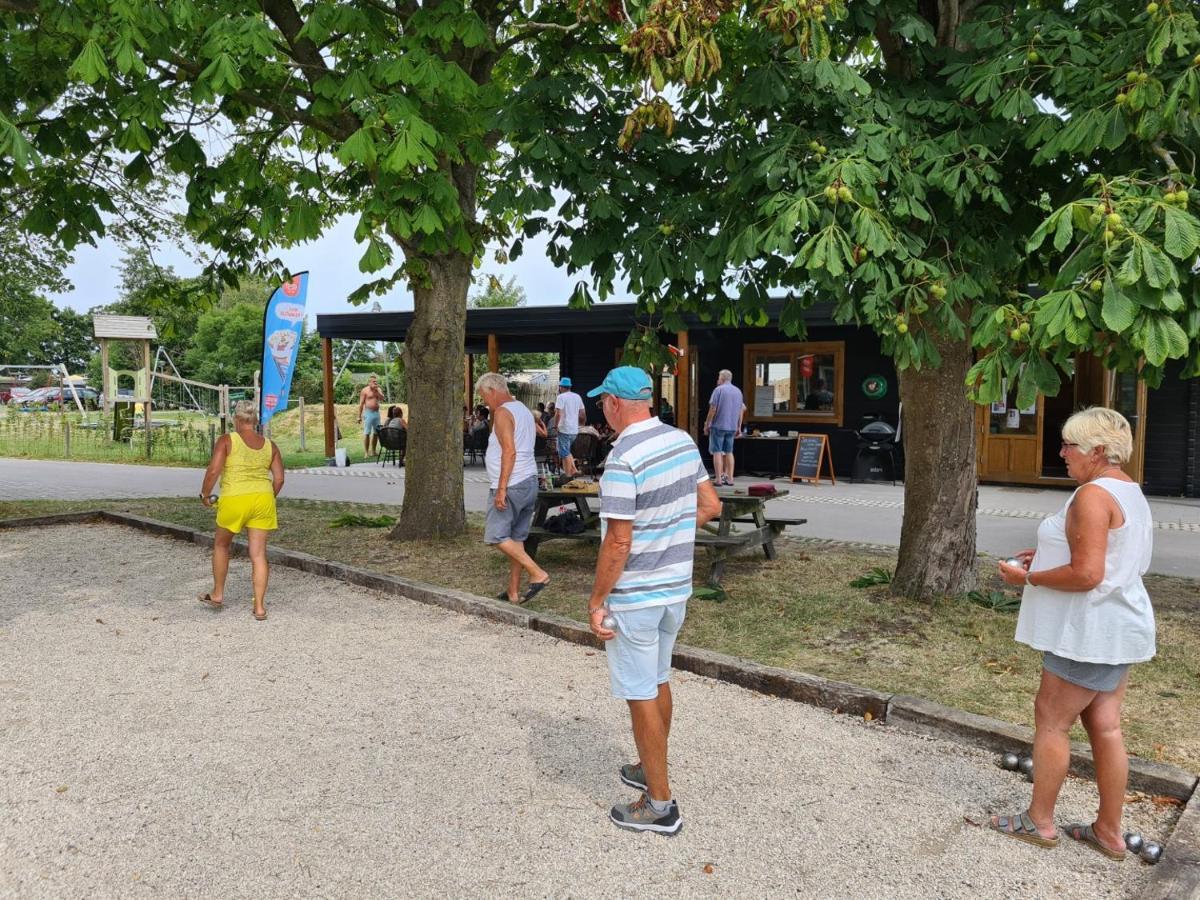 Chalet 556 Op Recreatiepark De Wielen Sint Maarten Ngoại thất bức ảnh